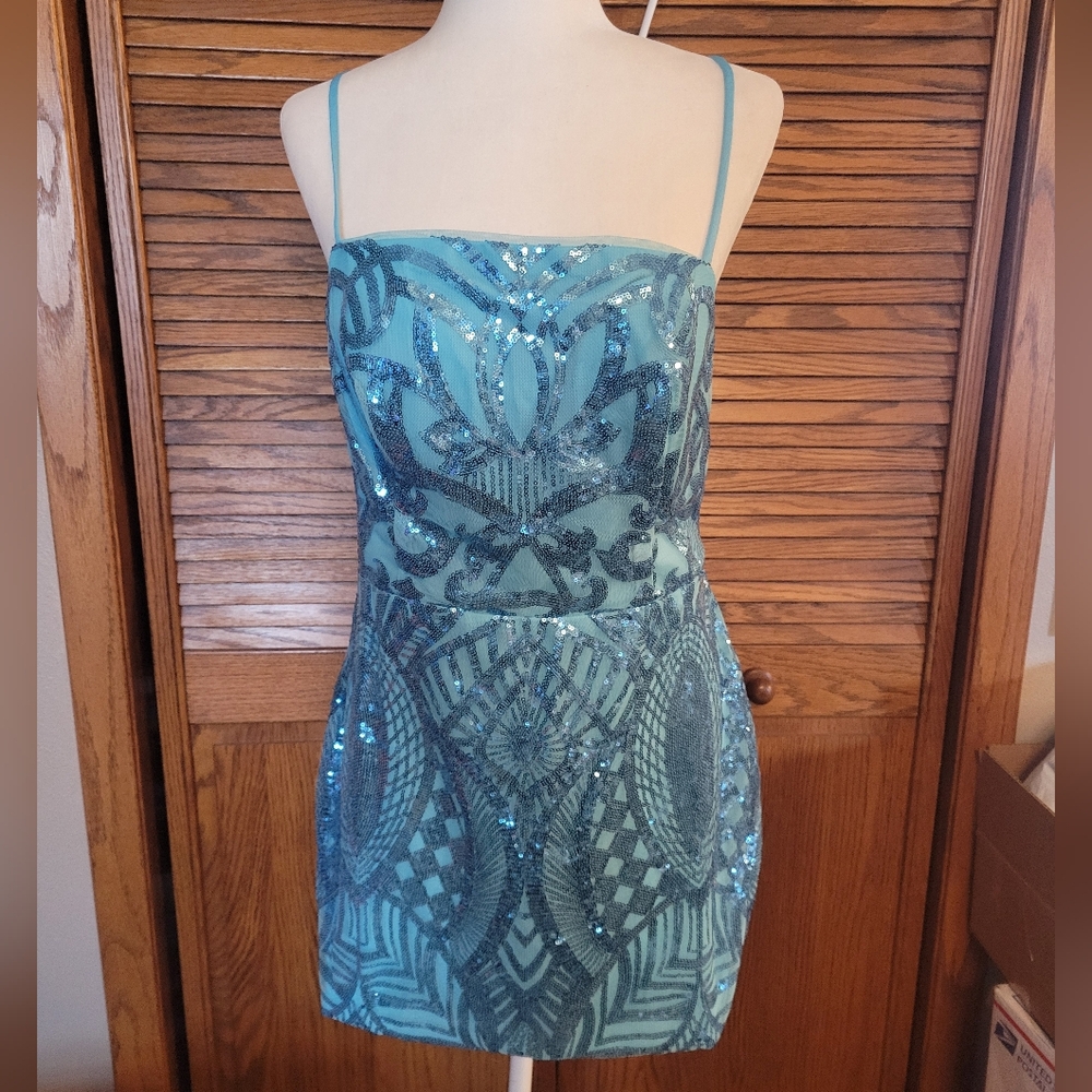 NEW Women's  Blue sequined Formal bodycon mini dress Size‎ 14